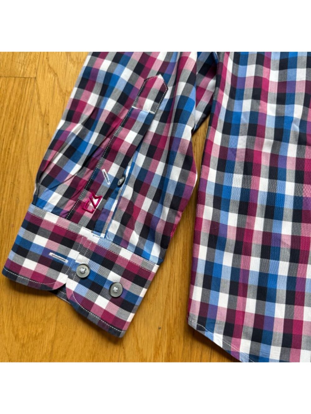 Cutter & Buck Size S Blue & Red Plaid Cotton Long Sleeve Button-Up Shirt Top - Picture 14 of 14